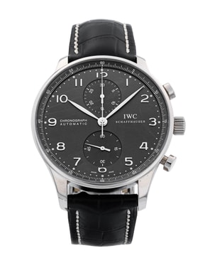 Parcourez notre sélection de montres automatiques de marques prestigieuses telles que Blancpain, Bell & Ross, Breitling et Rolex.